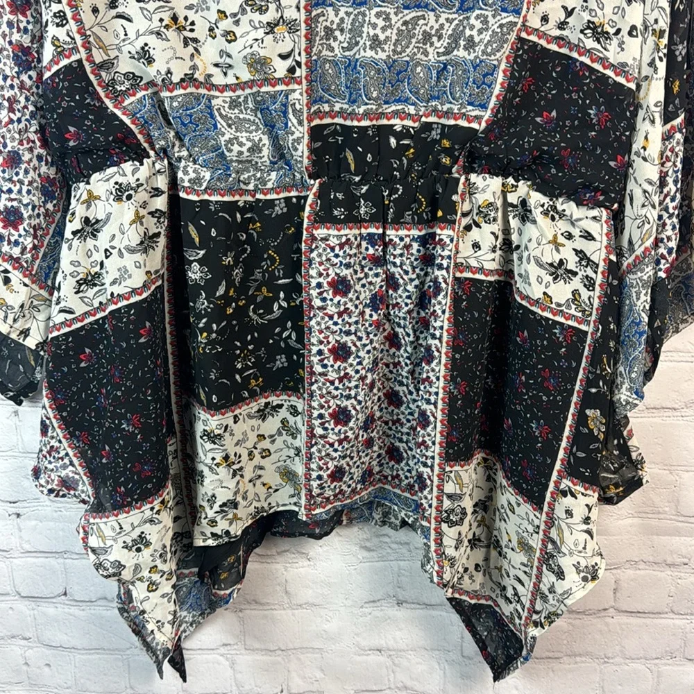 BloomChic Patchwork Pattern Flowy Elastic Waist Shark Bite Hem Top Plus Size 1X - Picture 6 of 8